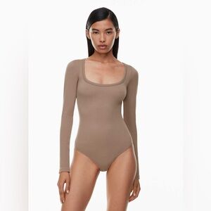 Sunday Best Rib Seamless Scoop Tan Longsleeve Bodysuit Size Medium